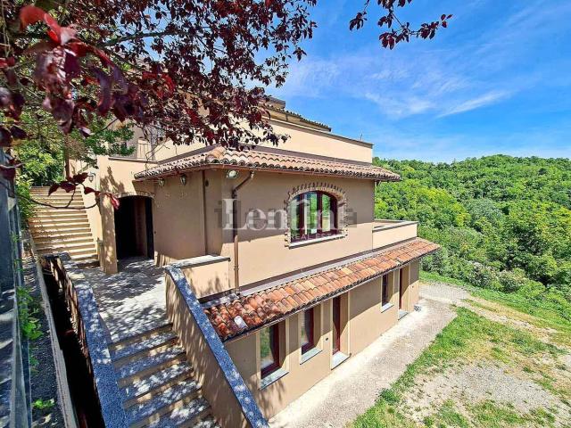 Villetta bifamiliare in vendita di 500 m² in Via San Stefano