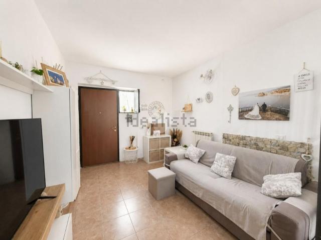 Villetta bifamiliare in vendita di 50 m² in Via Lecco, 3