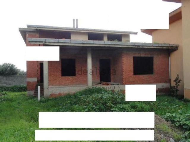 Villetta bifamiliare in vendita di 523 m² in Via Galilei