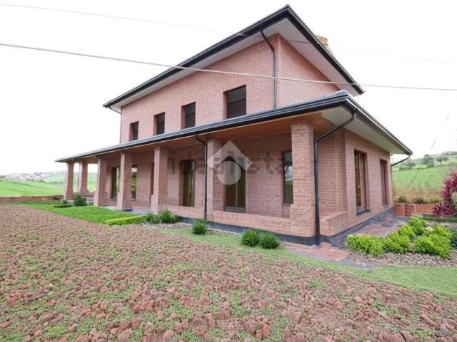 Villetta bifamiliare in vendita di 520 m² in Via Coriano, 36