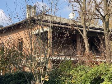 Villetta bifamiliare in vendita di 520 m² in Via Idice
