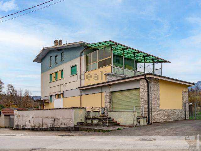 Villetta bifamiliare in vendita di 524 m² in Via Visome, 169