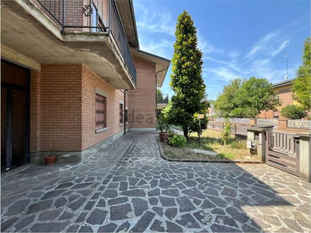 Villetta bifamiliare in vendita di 525 m²