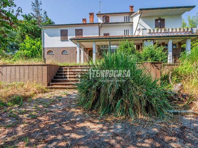 Villetta bifamiliare in vendita di 537 m² in Via Pozzo, 14