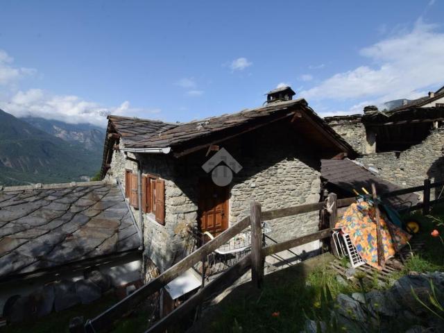 Villetta bifamiliare in vendita di 53 m² in Frazione Saint Denis Capoluogo, 39
