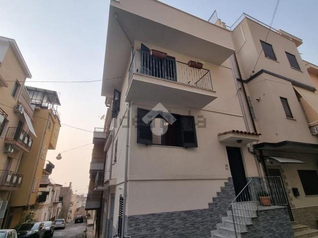 Villetta bifamiliare in vendita di 64 m² in Via Umberto I, 26