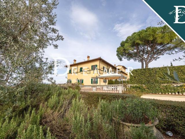 Villetta bifamiliare in vendita di 650 m² in Via San Biagio, 6