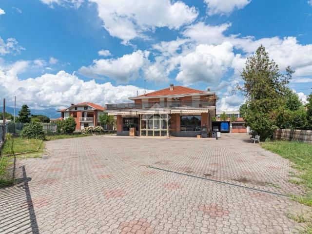 Villetta bifamiliare in vendita di 650 m²
