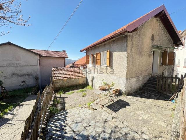 Villetta bifamiliare in vendita di 65 m² in Località Caserza, 10