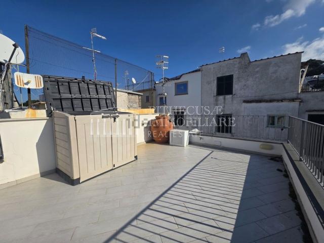 Villetta bifamiliare in vendita di 65 m² in Via Sanseverino, 26