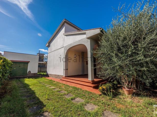 Villetta bifamiliare in vendita di 65 m² in Via Valdera Pontedera