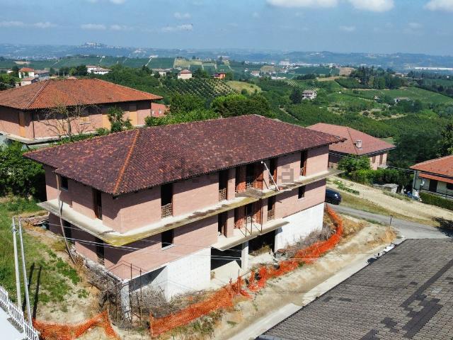 Villetta bifamiliare in vendita di 660 m² in Via IV Novembre, 48