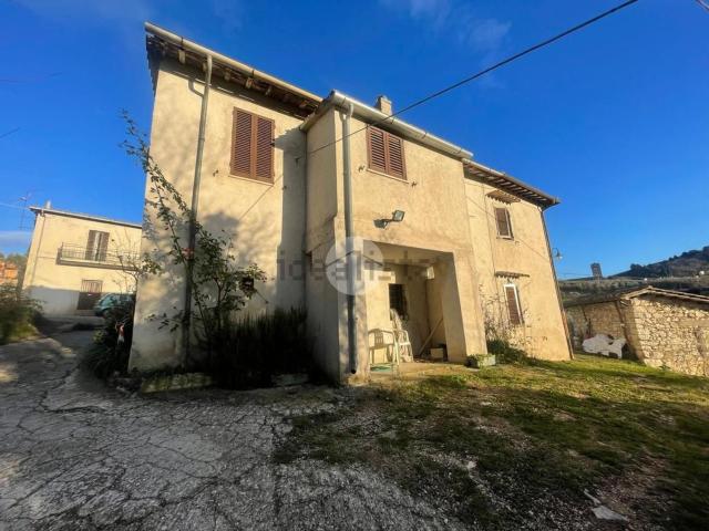 Villetta bifamiliare in vendita di 66 m² in Via Piscina, 53