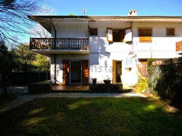 Villetta bifamiliare in vendita di 66 m² in Via Siena, 8