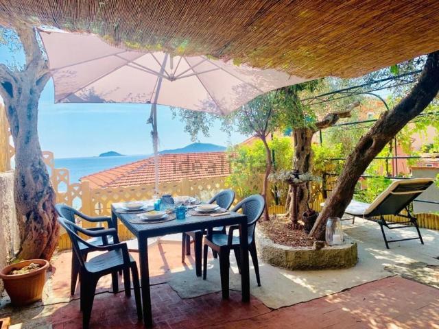 Villetta bifamiliare in vendita di 69 m² in Località Fiascherino, 1