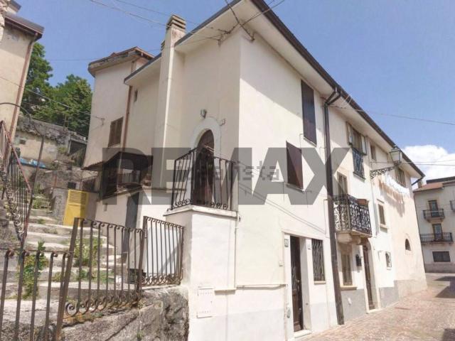 Villetta bifamiliare in vendita di 69 m² in Via 4 Novembre, 88
