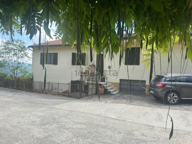 Case e ville in vendita di 600 m² in Via Chiesavecchia