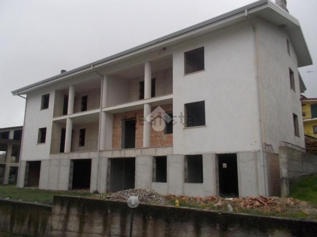 Villetta bifamiliare in vendita di 600 m² in Via Marcantonio