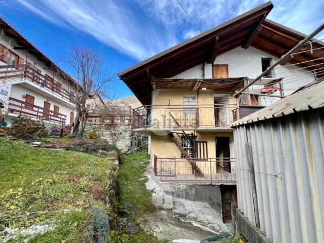 Villetta bifamiliare in vendita di 60 m² in Frazione Tornetti, 65