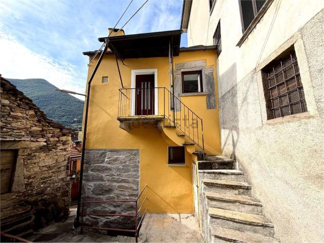 Villetta bifamiliare in vendita di 60 m² in Frazione Cresti