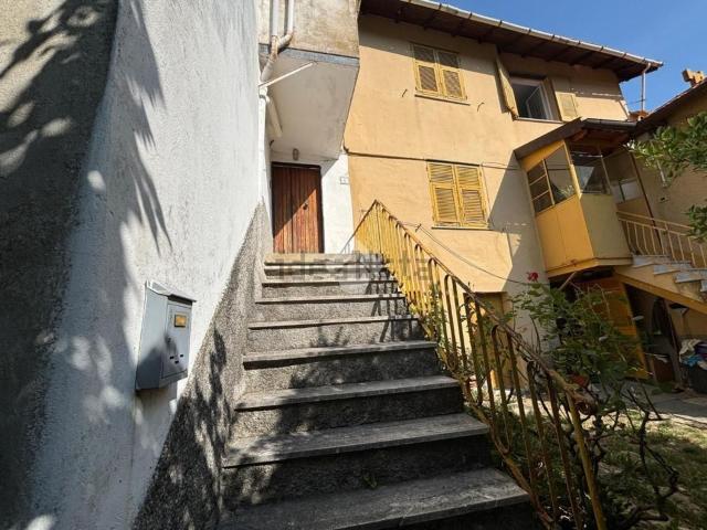 Villetta bifamiliare in vendita di 60 m² in Frazione Casanova