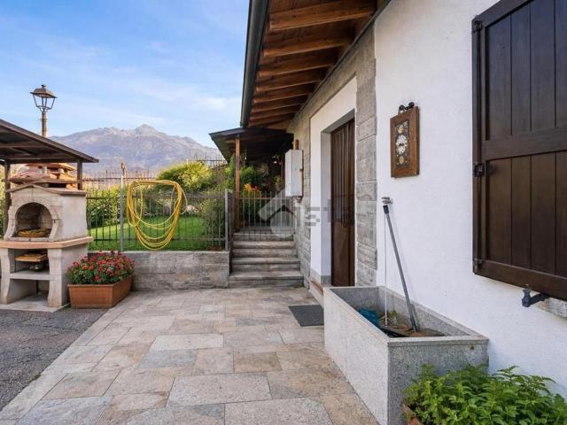 Villetta bifamiliare in vendita di 60 m² in Frazione Surpillod, 11