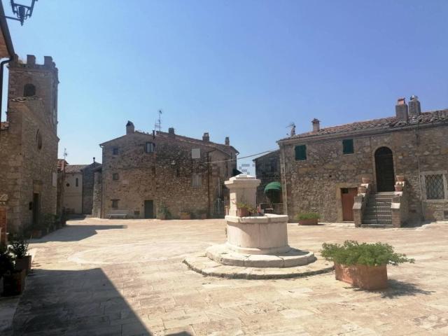Villetta bifamiliare in vendita di 60 m² in Strada Saturnia Poggio Capanne