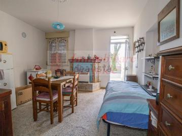Villetta bifamiliare in vendita di 60 m² in Piazza Dante Alighieri