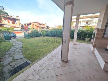 Casa in vendita a Lido degli Scacchi - Giardino