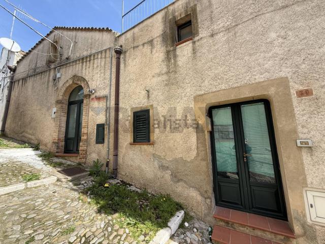 Villetta bifamiliare in vendita di 45 m² in Via Monteoliveto, 25