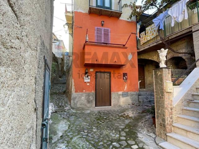 Villetta bifamiliare in vendita di 60 m² in Via Borghesia, 122