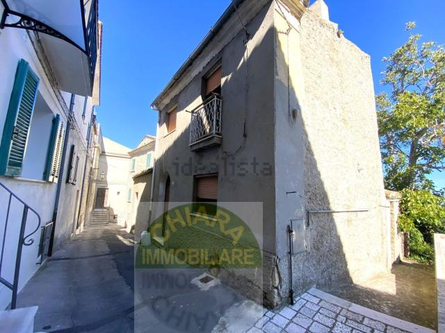 Villetta bifamiliare in vendita di 60 m² in Via Cesare Battisti, 23