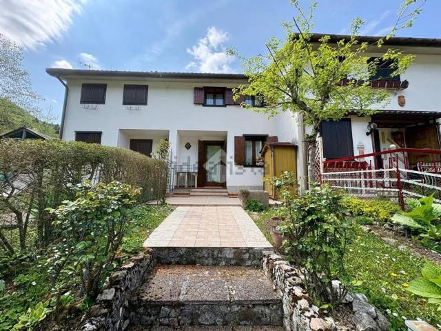 Villetta bifamiliare in vendita di 60 m² in Via della Scaletta, 13
