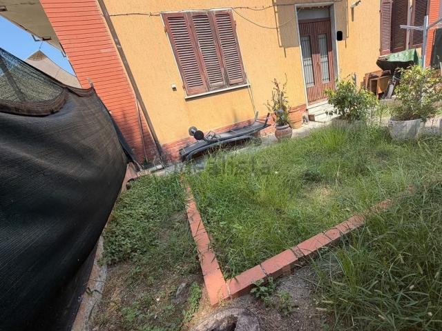 Villetta bifamiliare in vendita di 60 m² in Viale Monzoni, 11