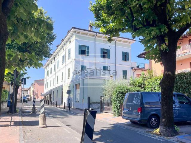 Villetta bifamiliare in vendita di 612 m² in Piazza Garibaldi, 28