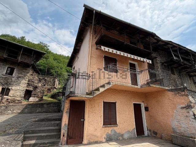 Villetta bifamiliare in vendita di 61 m² in Via Roma