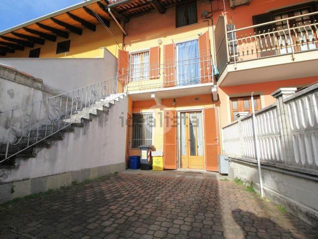 Villetta bifamiliare in vendita di 115 m² in Via Torino, 66