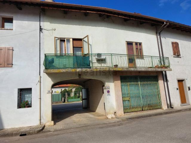 Villetta bifamiliare in vendita di 74 m² in Via delle Vigne