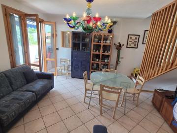 Villetta bifamiliare in vendita di 74 m² in Via Giovanni Verga, 188