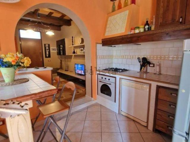 Villetta bifamiliare in vendita di 75 m² in Via Carriona, 12