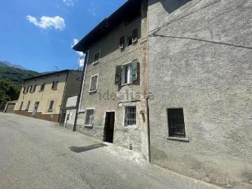 Villetta bifamiliare in vendita di 75 m² in Via G. Verdi, 24