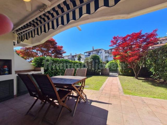 Villetta bifamiliare in vendita di 76 m² in Via Umago