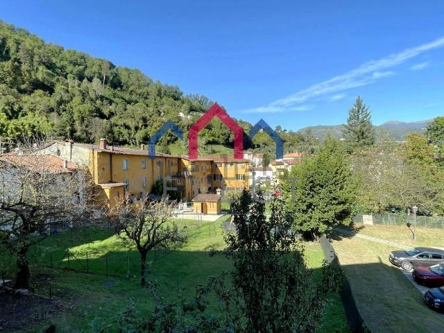 Villetta bifamiliare in vendita di 133 m² in Via Eremo