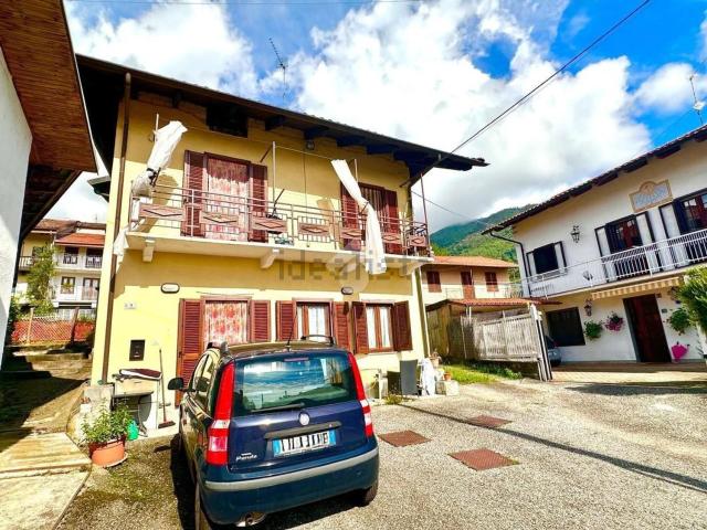 Villetta bifamiliare in vendita di 78 m² in Via Risorgimento, 11