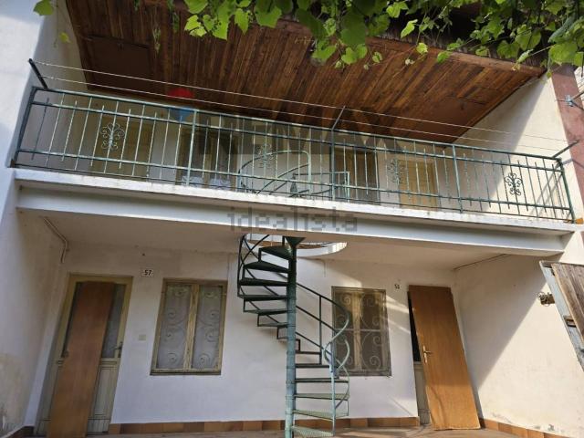 Villetta bifamiliare in vendita di 70 m² in Via Sogati, 56