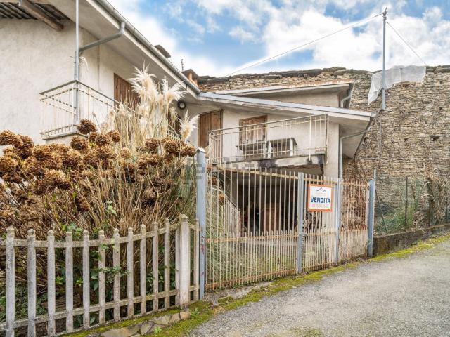 Villetta bifamiliare in vendita di 70 m² in Via Cottura, 1