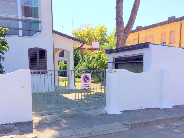 Villetta bifamiliare in vendita di 70 m² in Via Imperiali