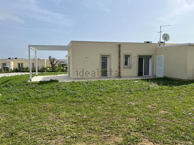 Villetta bifamiliare in vendita di 72 m² in Contrada Gisira
