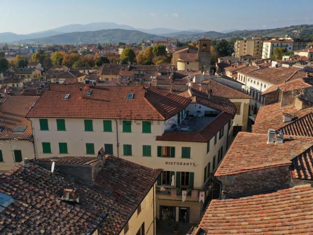 Villetta bifamiliare in vendita di 735 m² in Via Luca Pacioli, 56, 52037 Sansepolcro AR, 56
