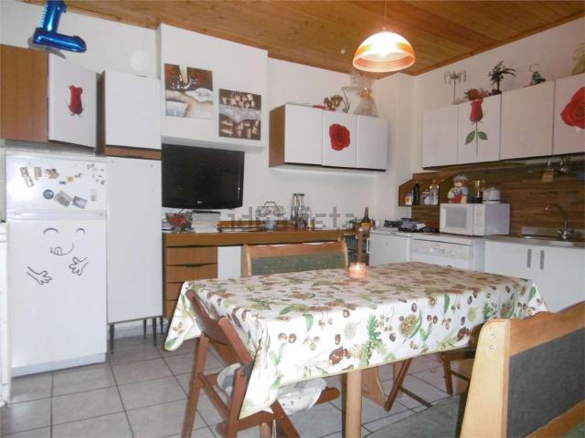 Villetta bifamiliare in vendita di 84 m²